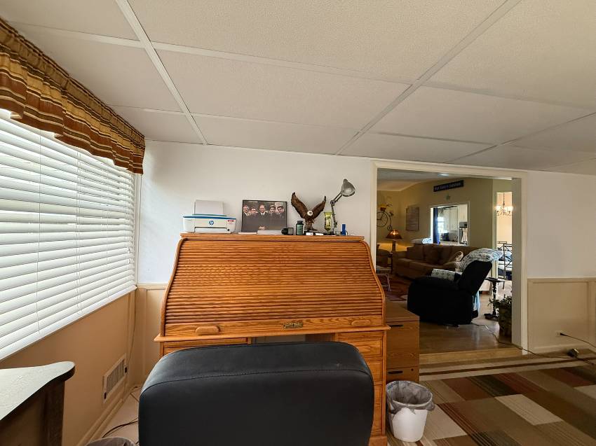 8111 Buena Vista Drive a Ellenton, FL Mobile or Manufactured Home for Sale